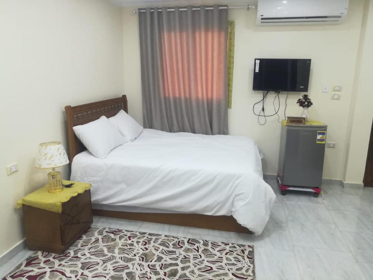 Kafret el-Gabal Ramses Guest House מראה חיצוני תמונה