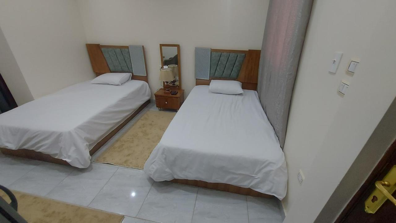Kafret el-Gabal Ramses Guest House מראה חיצוני תמונה