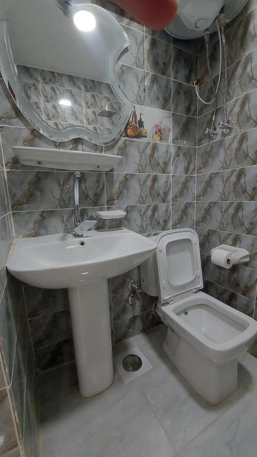 Kafret el-Gabal Ramses Guest House מראה חיצוני תמונה